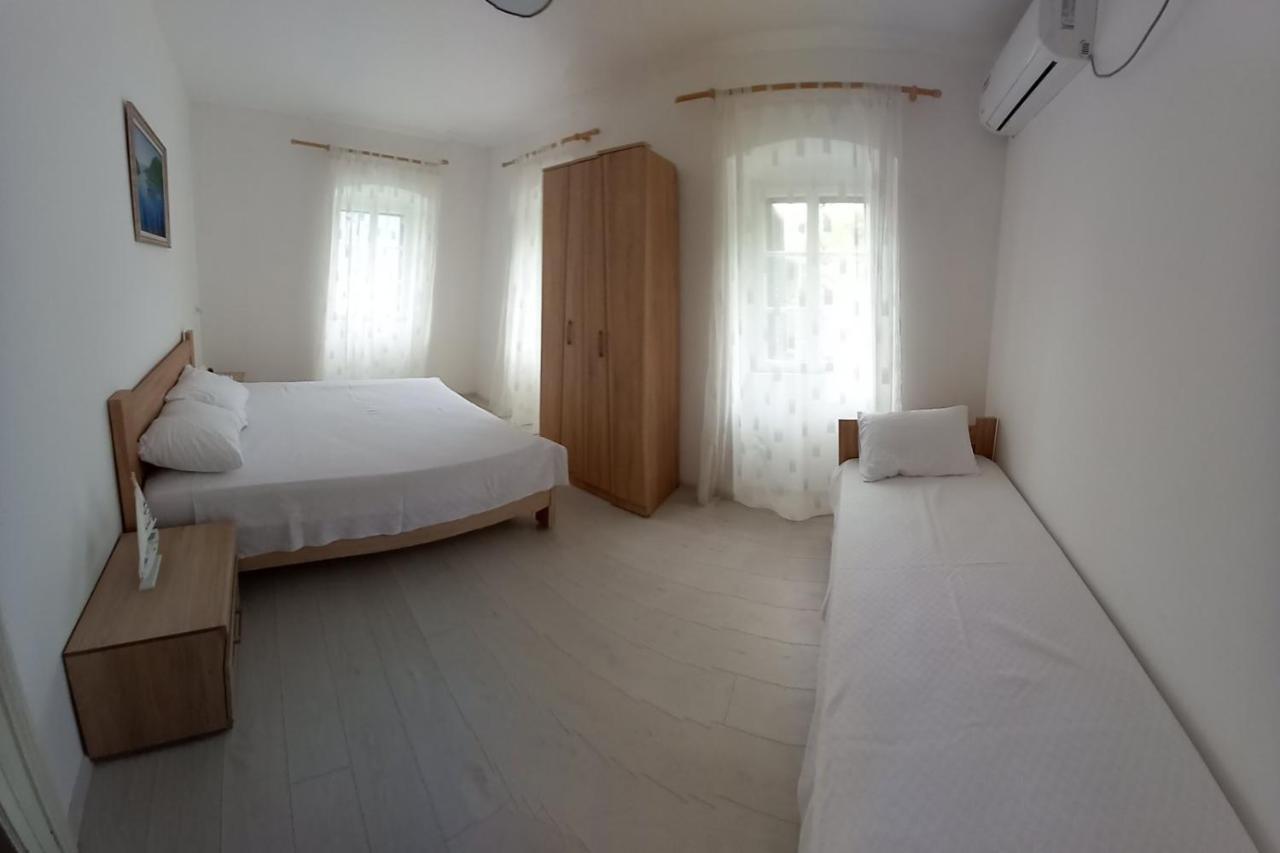 Apartments Dabovic โกตอร์ ภายนอก รูปภาพ