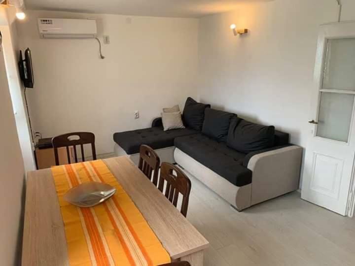 Apartments Dabovic โกตอร์ ภายนอก รูปภาพ