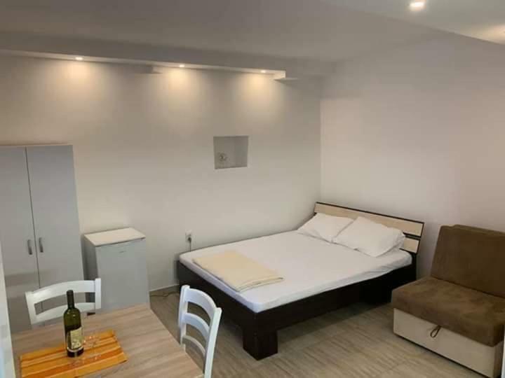 Apartments Dabovic โกตอร์ ภายนอก รูปภาพ